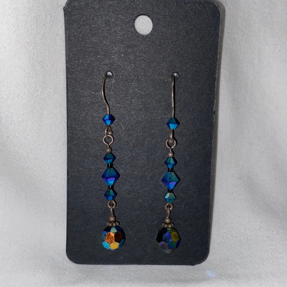 Iridescent Beaded dangling earrings 104